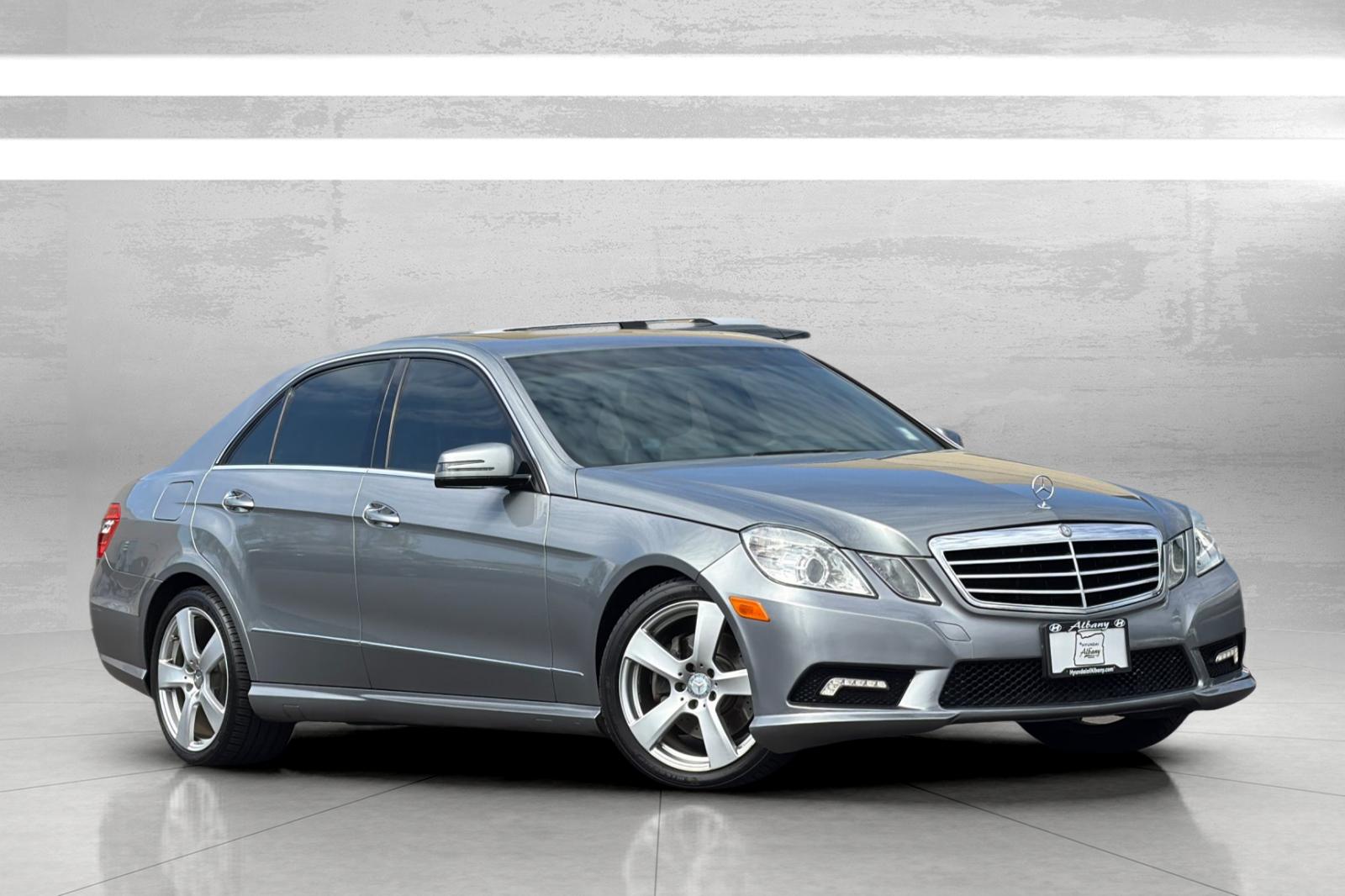 2011 Mercedes-Benz E-Class's photo