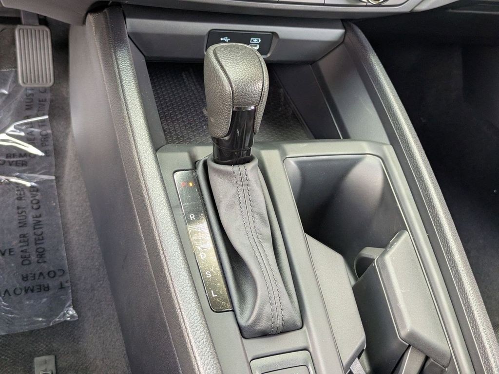 2025 Honda Accord LX - Photo 12