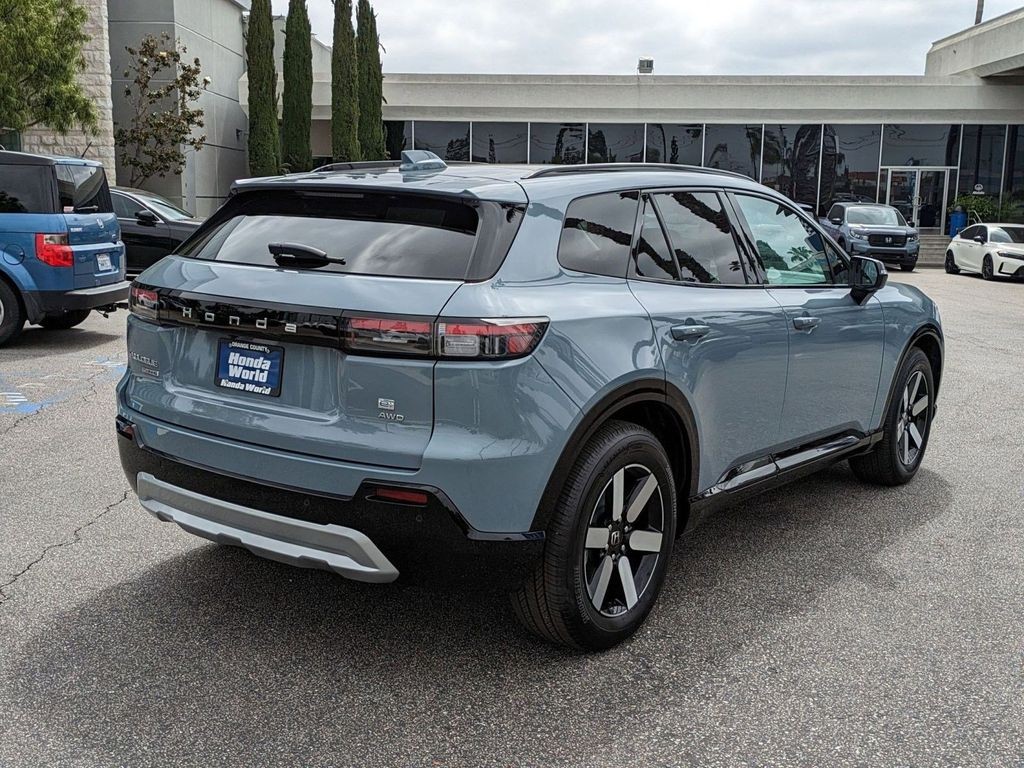 New 2026 Sonic Gray Pearl Honda Touring image 5