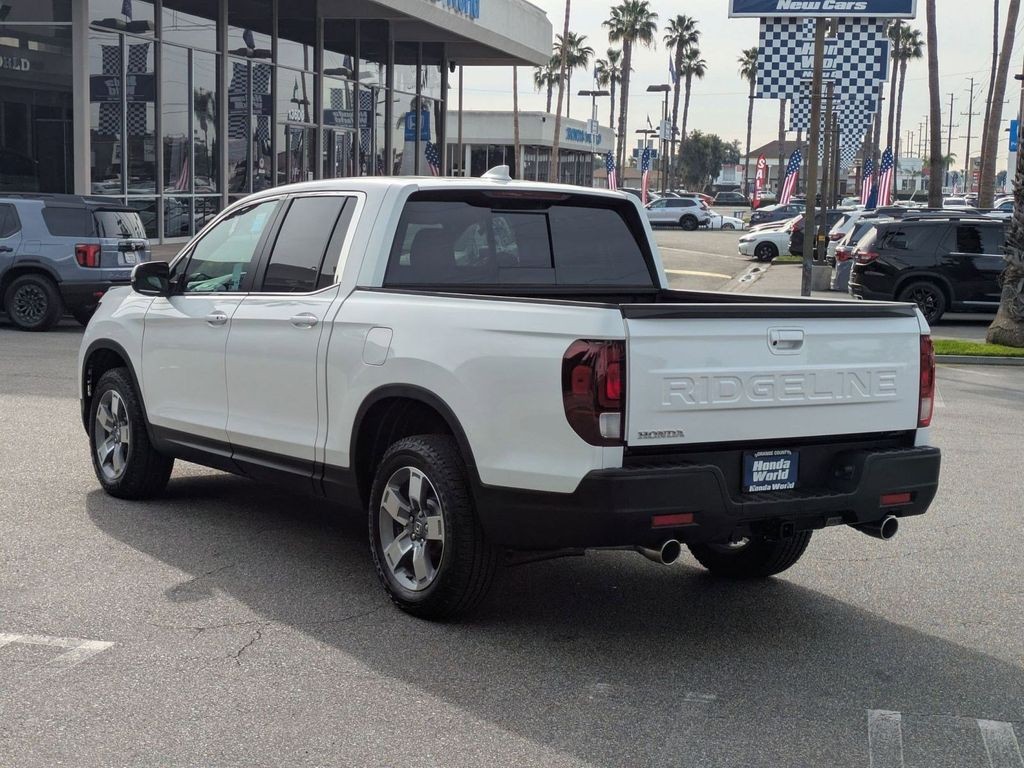 New 2025 Platinum White Pearl Honda RTL image 7