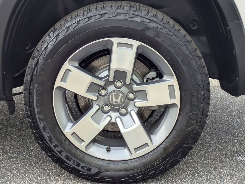 New 2025 Platinum White Pearl Honda RTL image 15