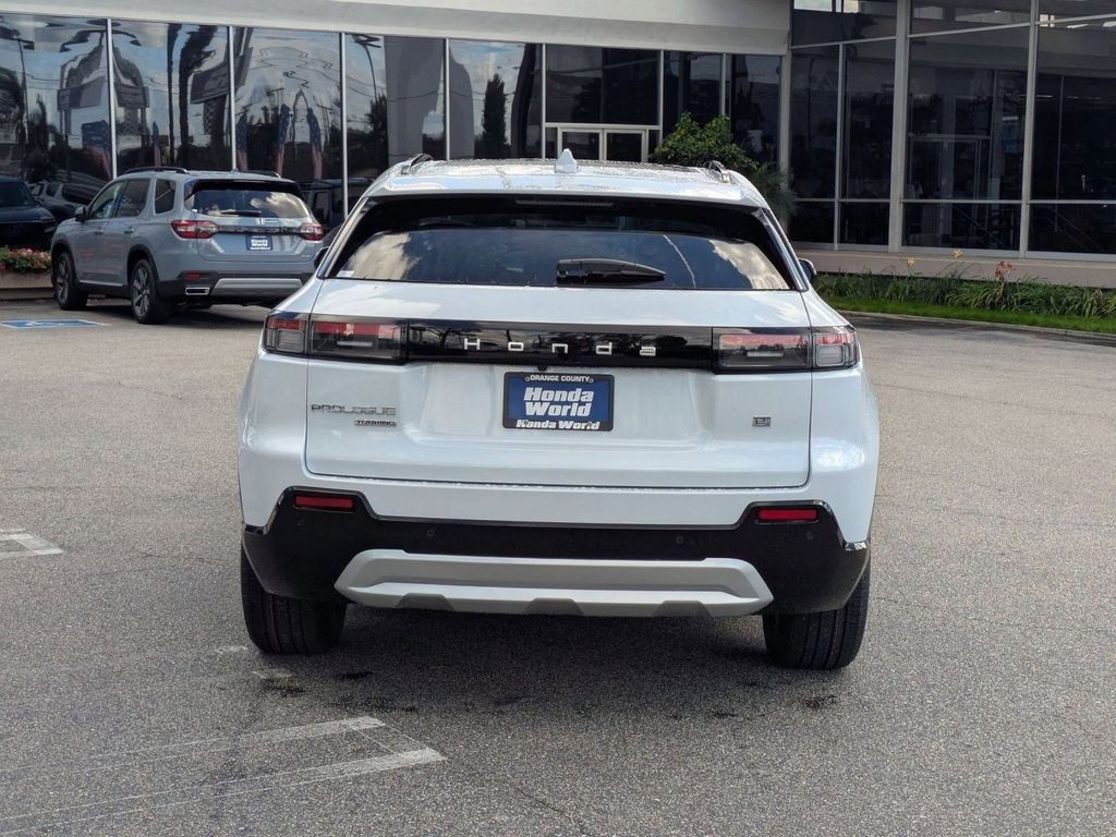 New 2026 Frostline White Pearl Honda Touring image 7