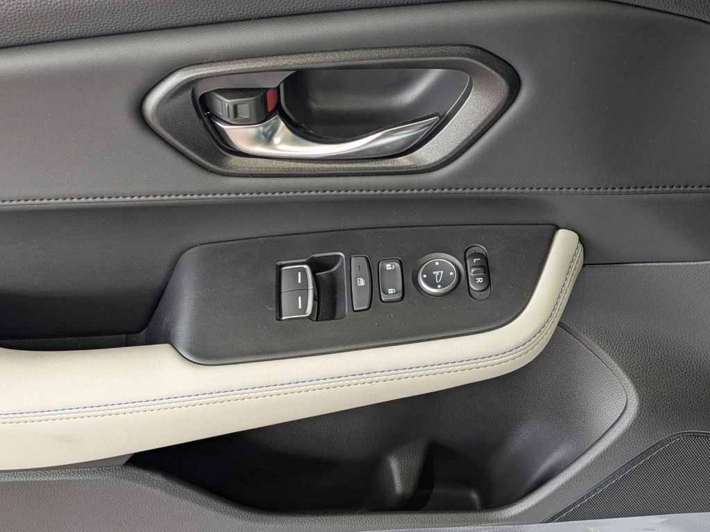 New 2026 Winter Frost Pearl Honda  image 6