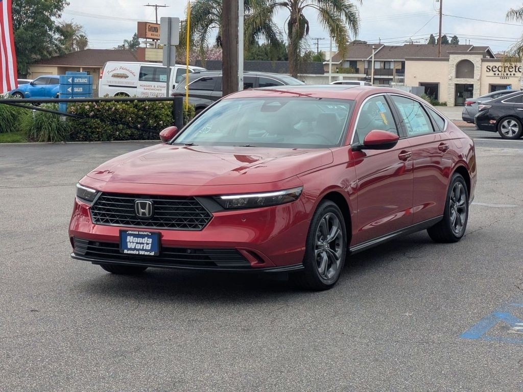 New 2026 Radiant Red Metallic Honda EX-L image 4