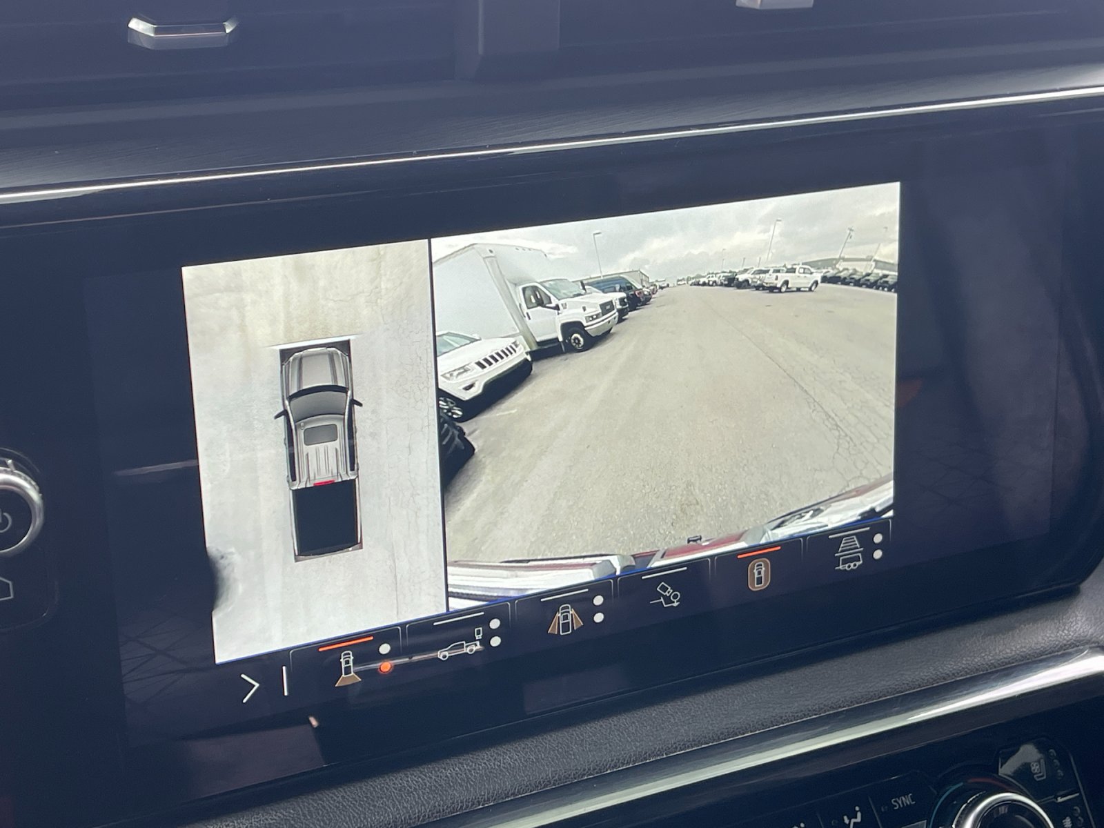 Used 2024 Red GMC AT4 image 22