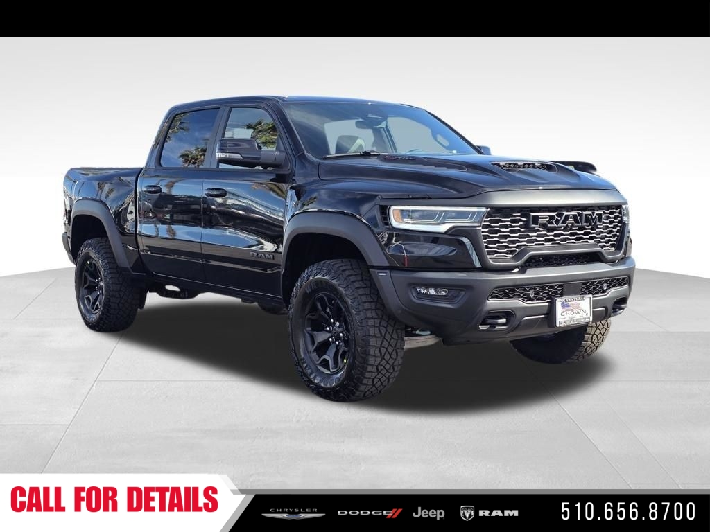 New 2026 Diamond Black Crystal Pearl-Coat Exterior Paint RAM RHO image 3