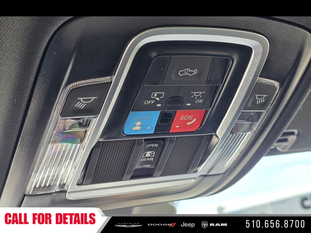 New 2026 Diamond Black Crystal Pearl-Coat Exterior Paint RAM RHO image 20