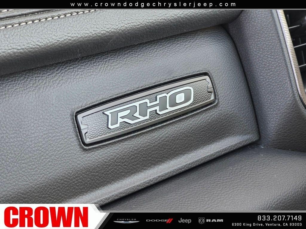 New 2026 Diamond Black Crystal Pearl-Coat Exterior Paint RAM RHO image 45