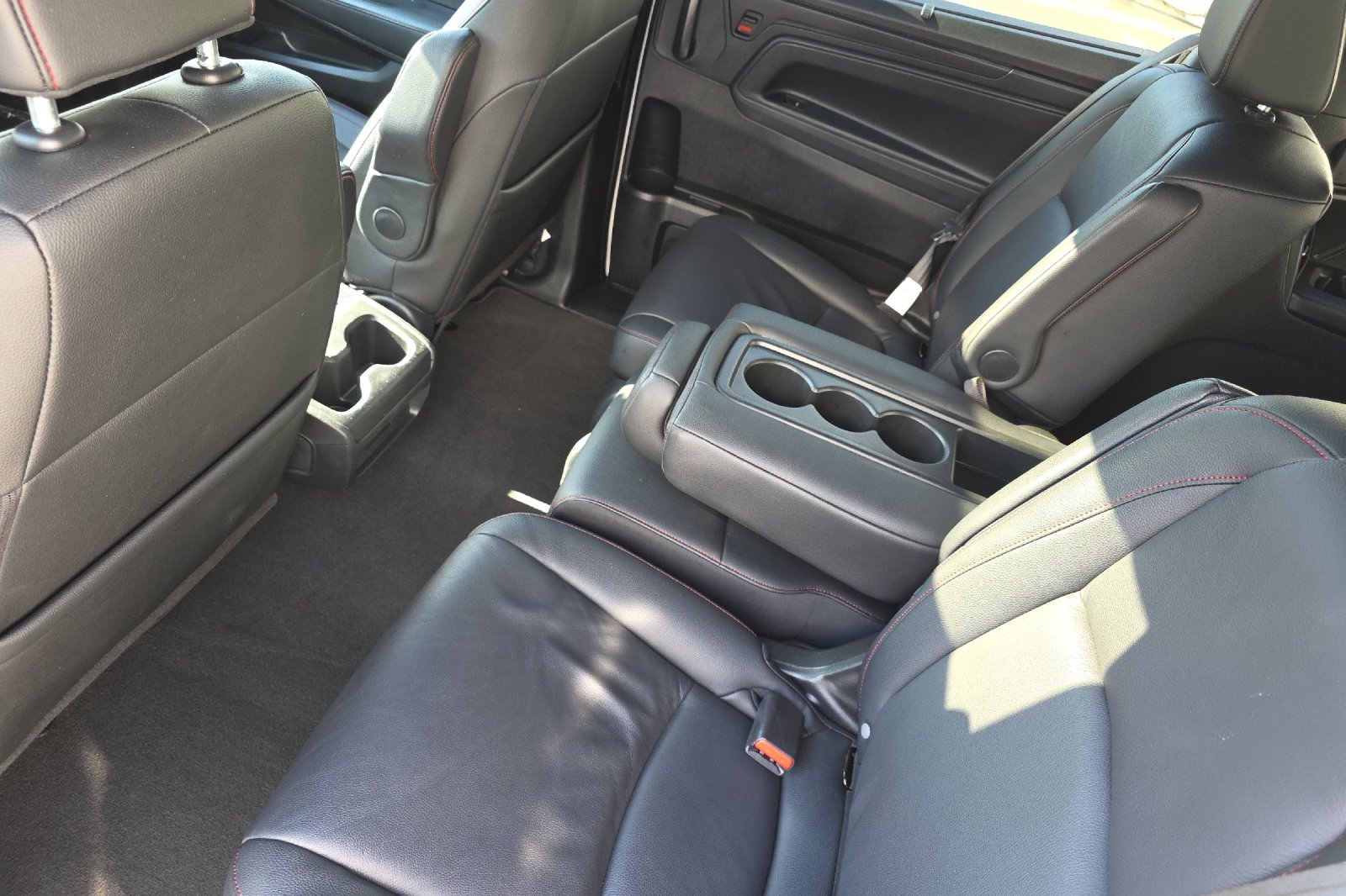 Used 2025 Platinum White Pearl Honda Sport-L image 12