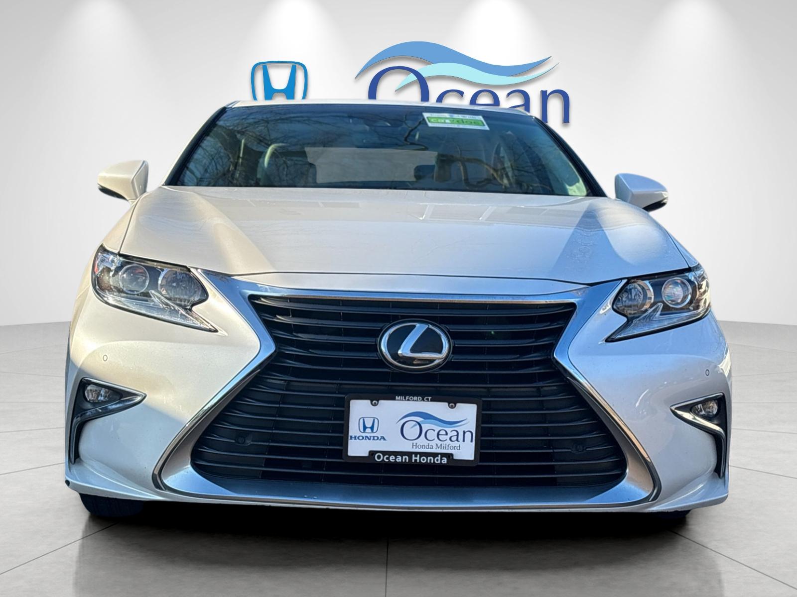 Used 2018 White Pearl Lexus 350 image 8