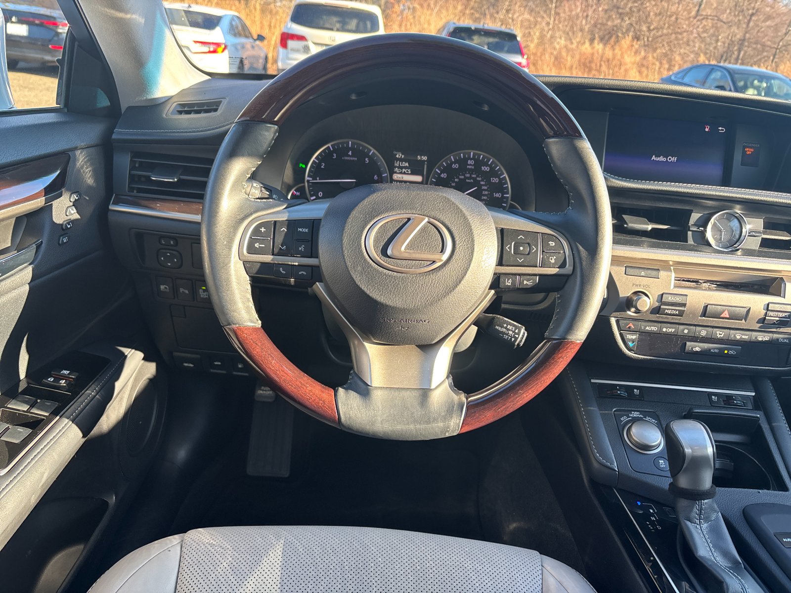 Used 2018 White Pearl Lexus 350 image 15