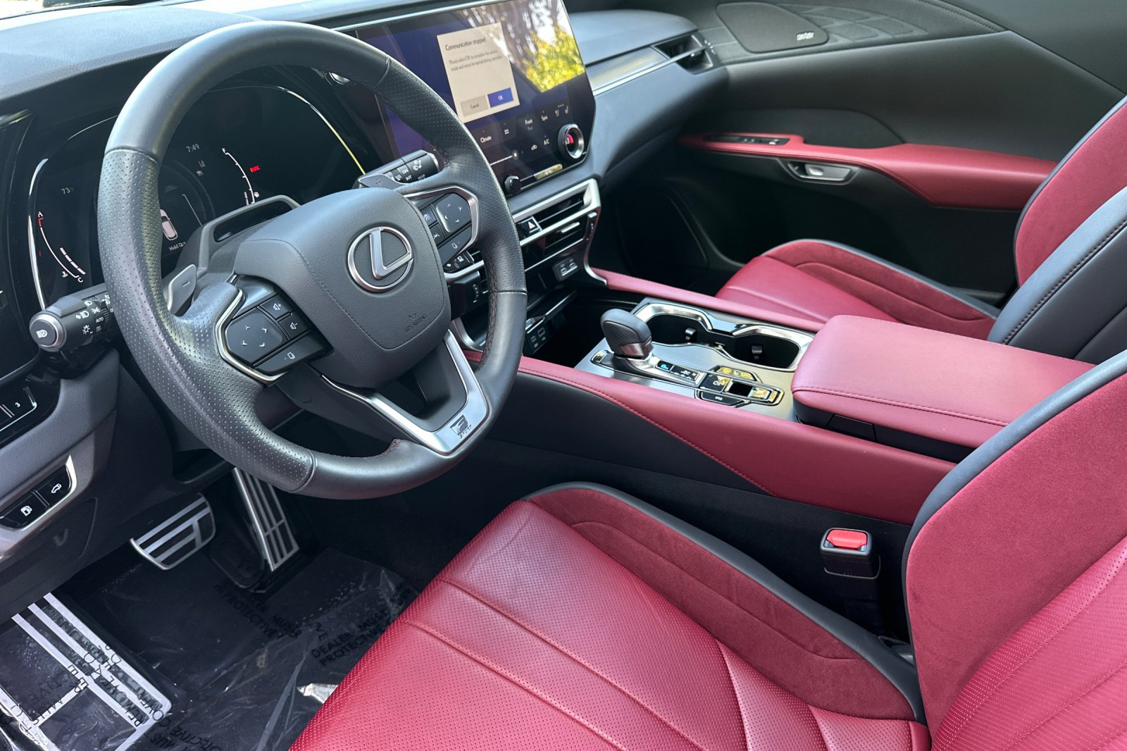 2023 Lexus RX Hybrid 500h - Photo 10