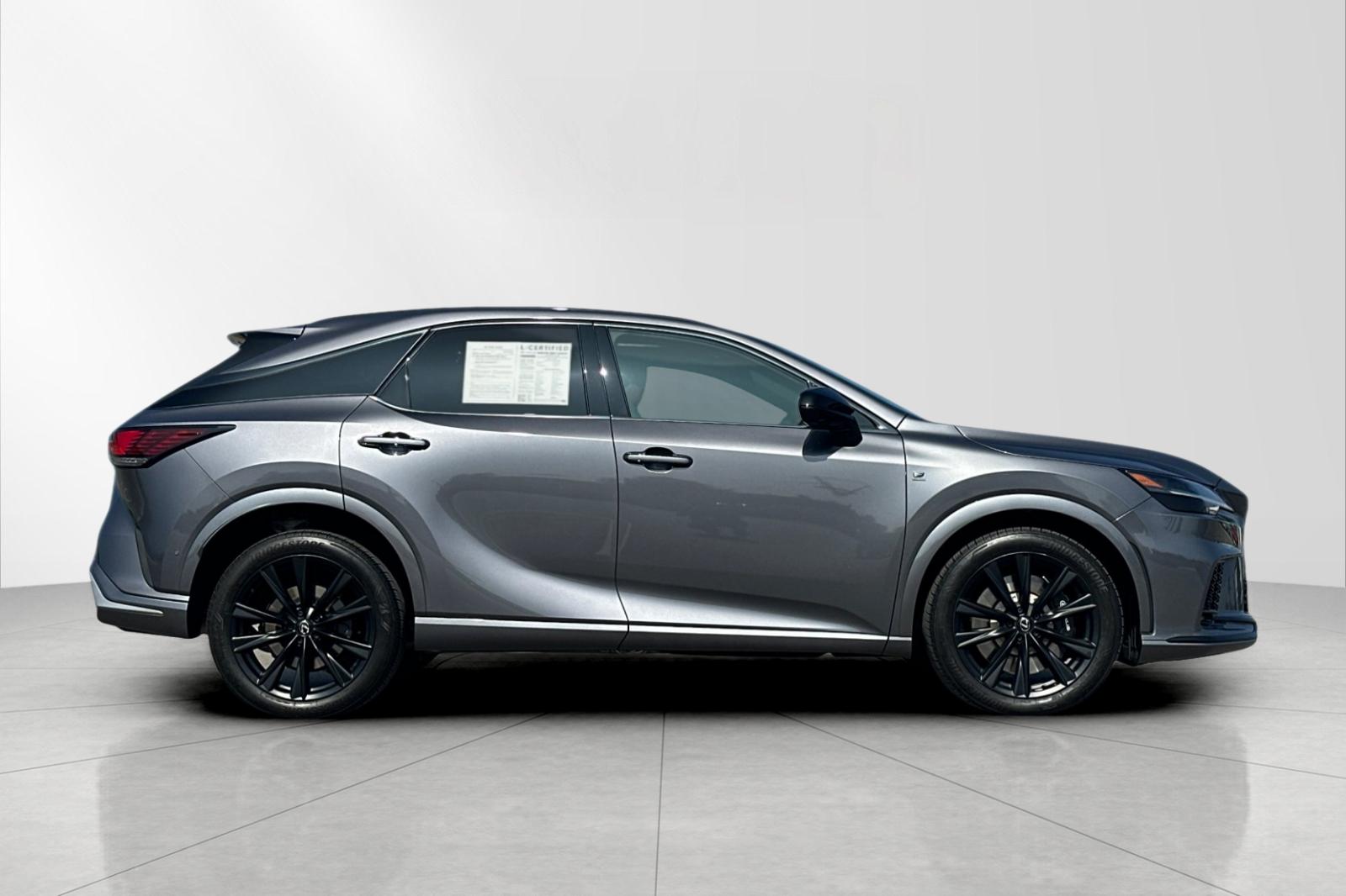 2023 Lexus RX Hybrid 500h - Photo 7