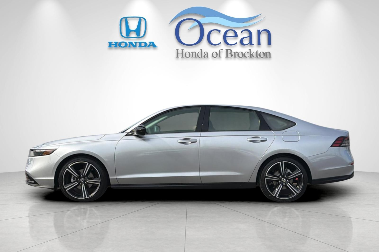 New 2026 Platinum White Pearl Honda SE image 2