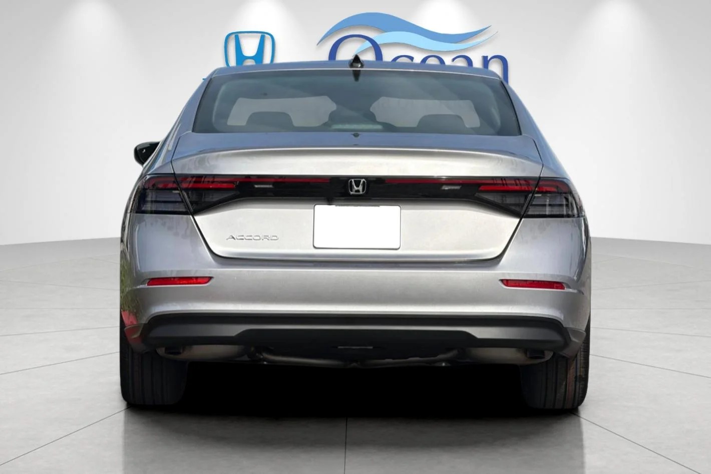 New 2026 Platinum White Pearl Honda SE image 4