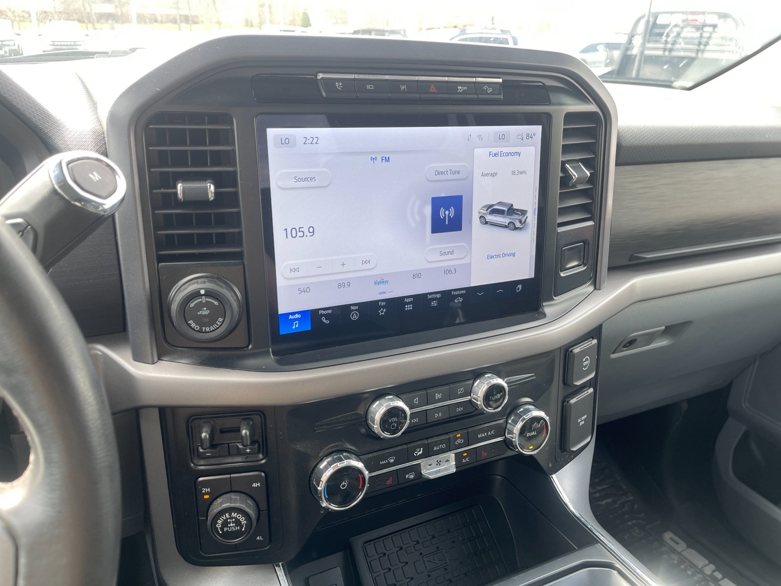Used 2024 Oxford White Ford XLT image 19