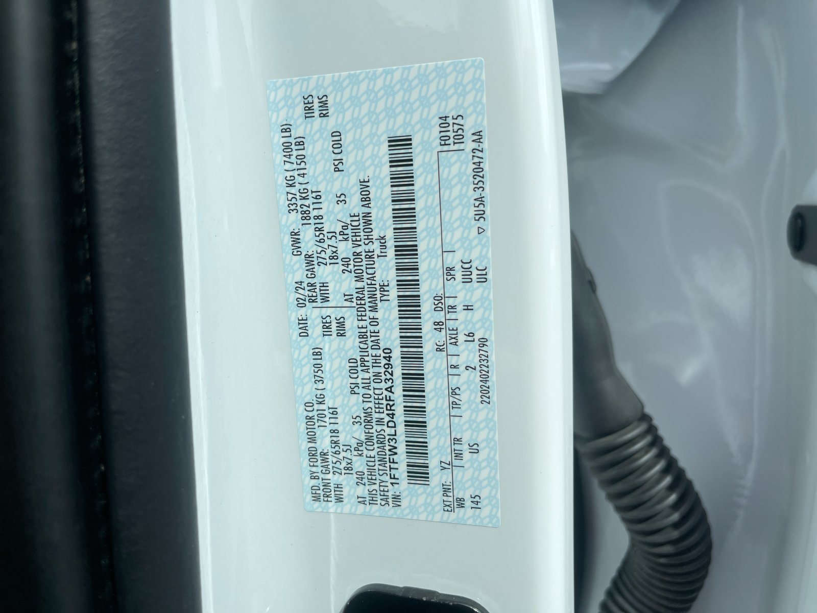 Used 2024 Oxford White Ford XLT image 32