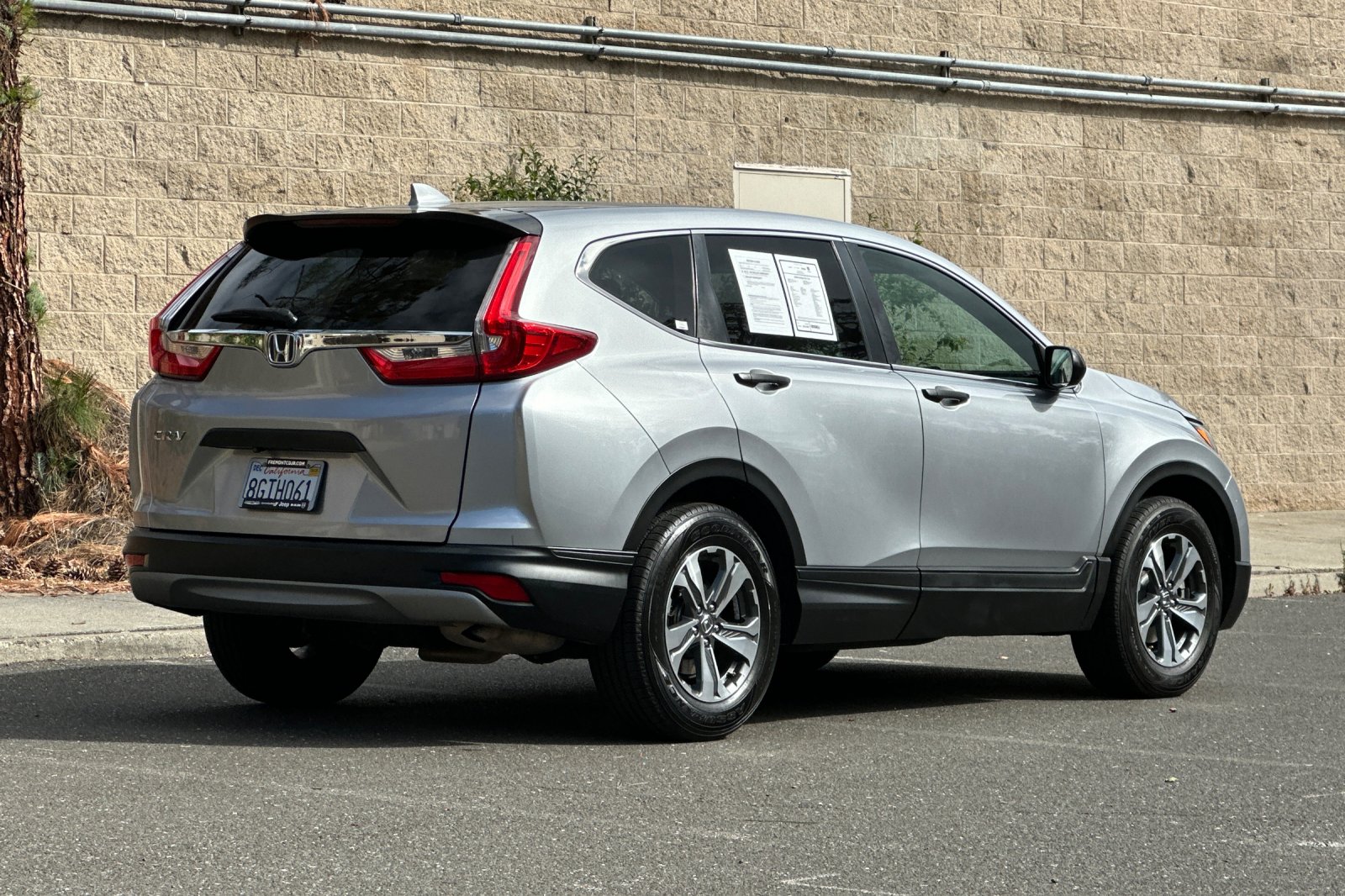 Used 2018  Honda LX image 3