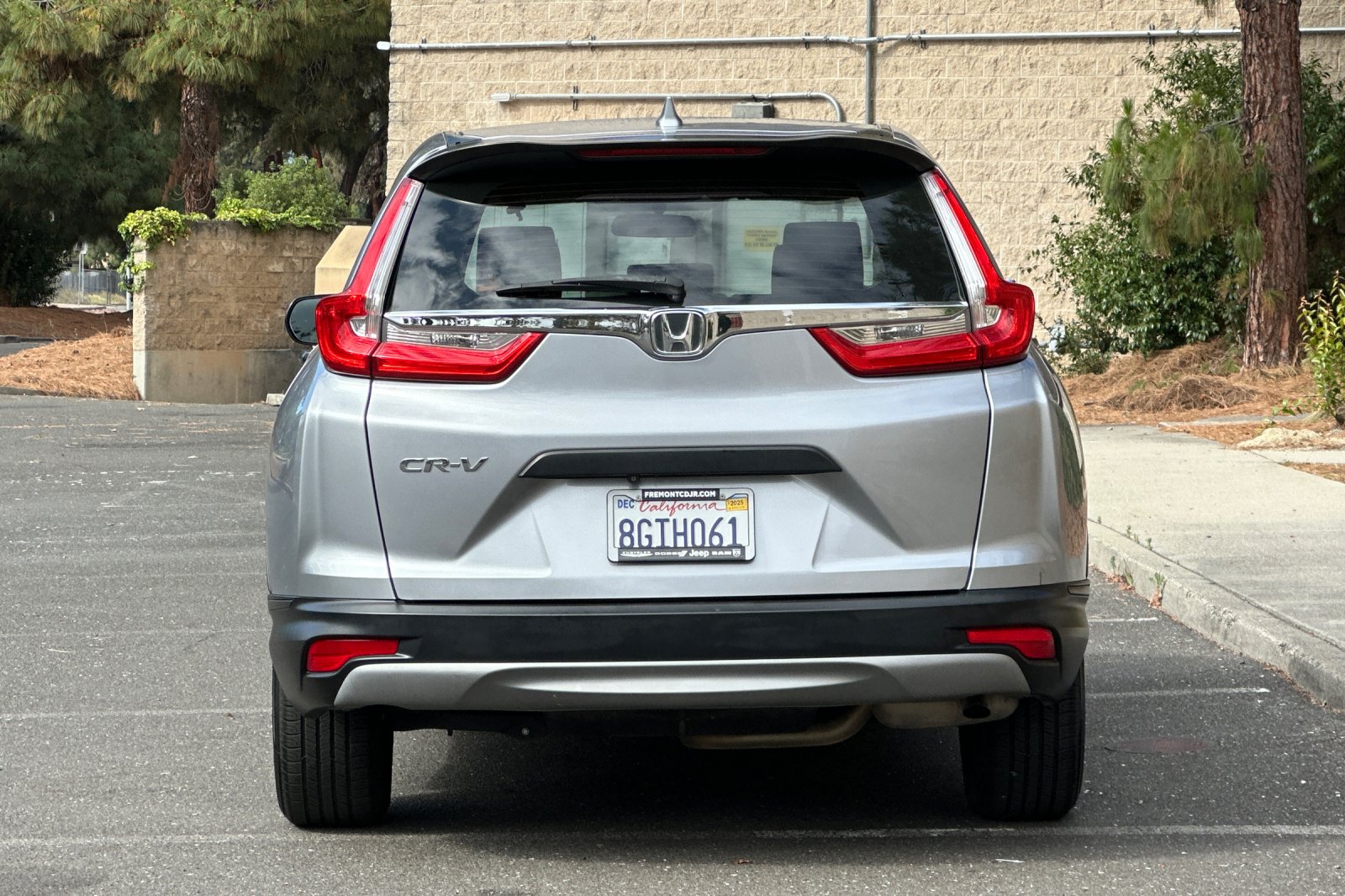Used 2018  Honda LX image 4