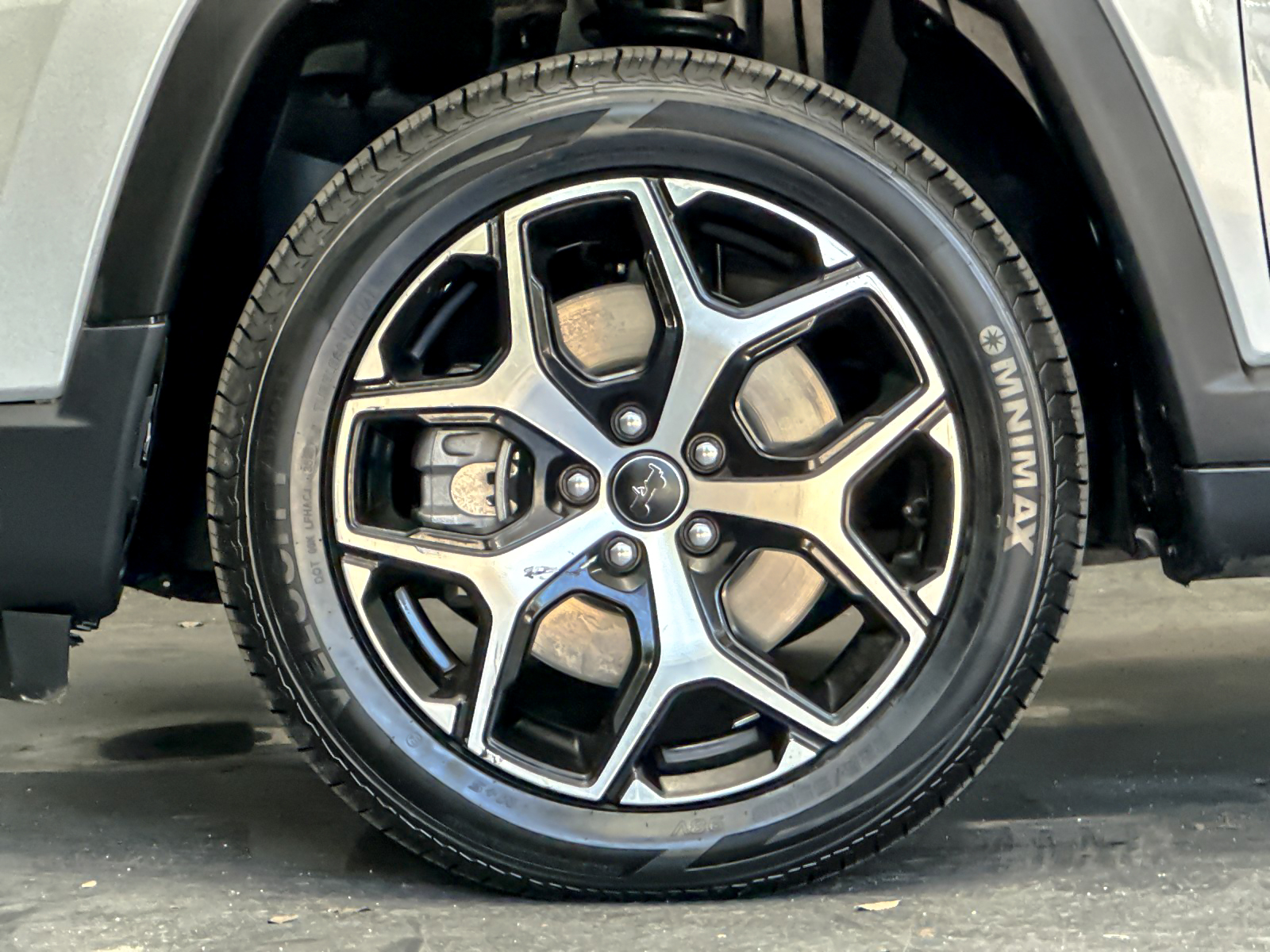 Used 2025 Silver Jeep Limited image 24