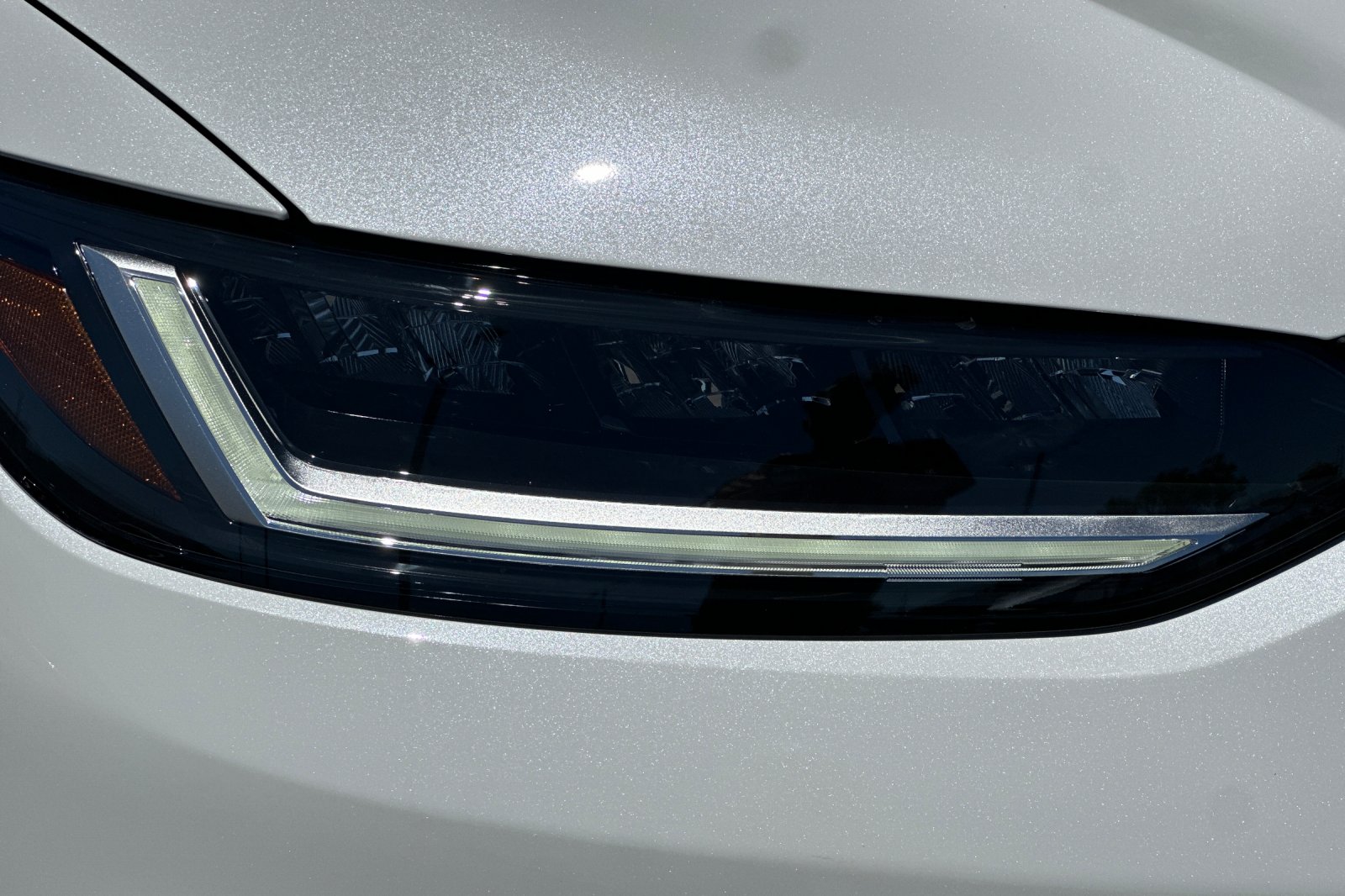 New 2026 Platinum White Pearl Honda AWD EX-L image 30
