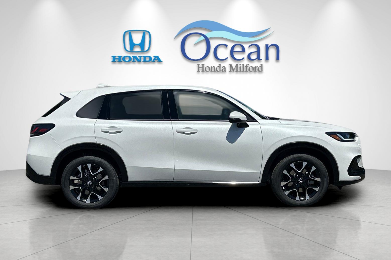 New 2026 Platinum White Pearl Honda AWD EX-L image 6