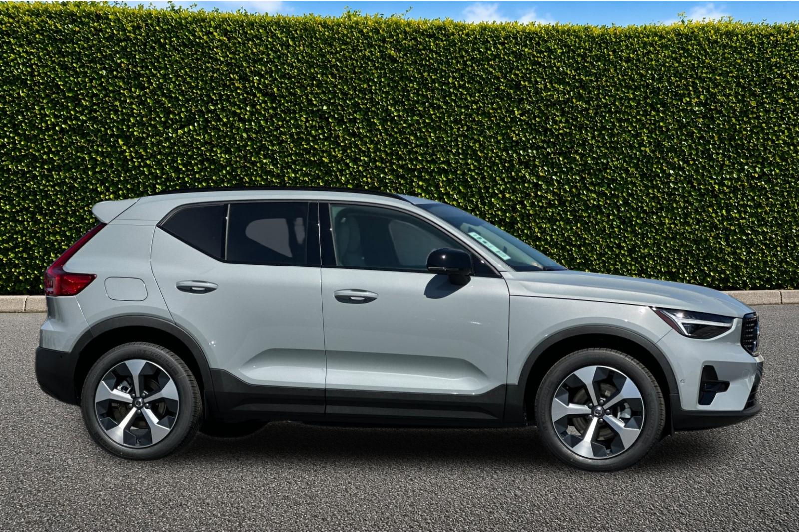 New 2026 Vapour Grey Volvo Plus image 7