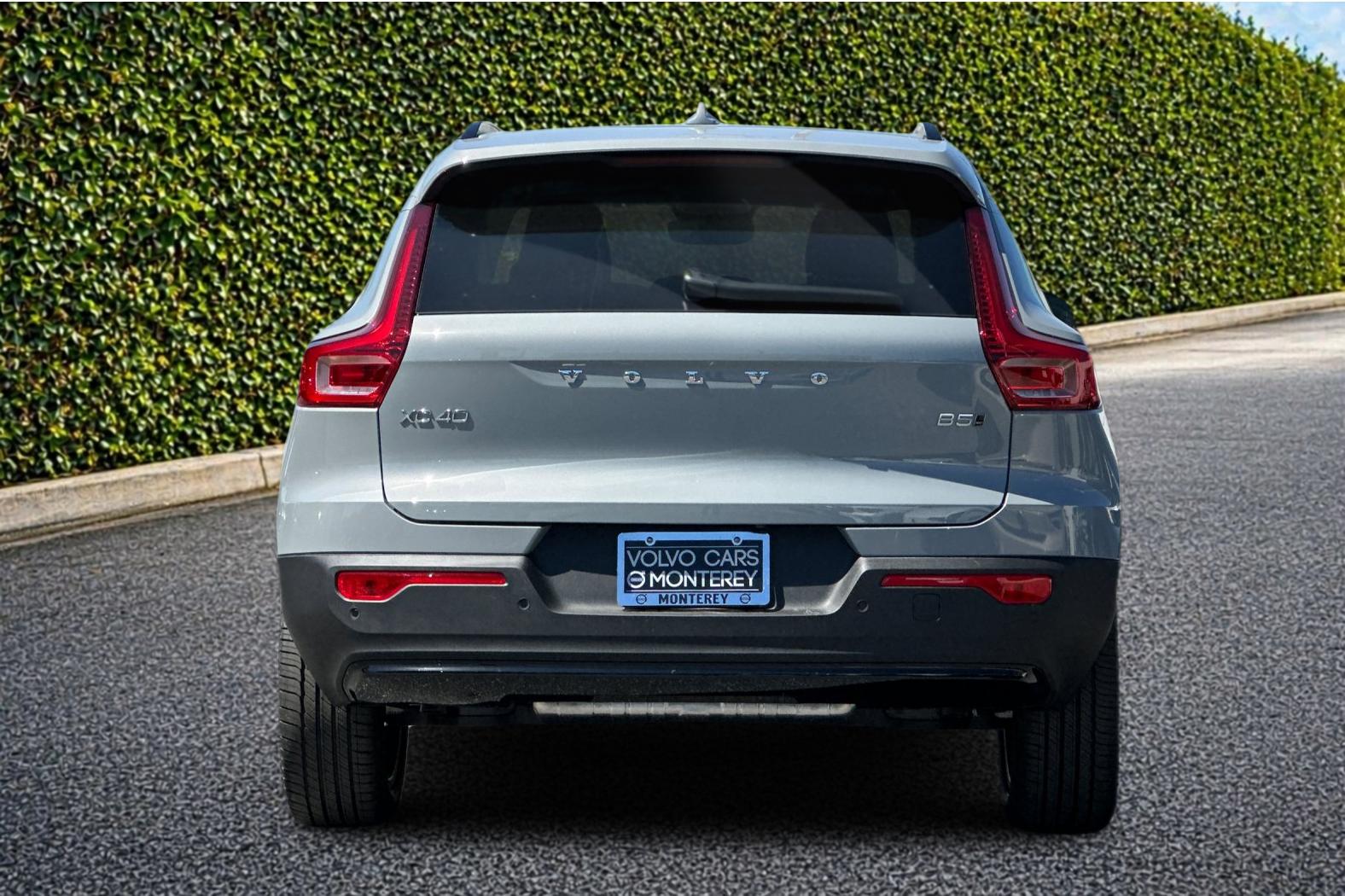 New 2026 Vapour Grey Volvo Plus image 5