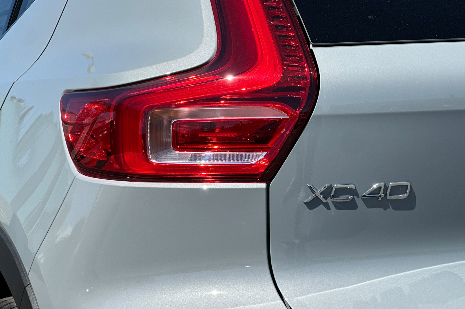 New 2026 Vapour Grey Volvo Plus image 25