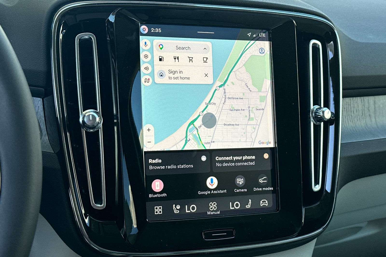 New 2026 Vapour Grey Volvo Plus image 17