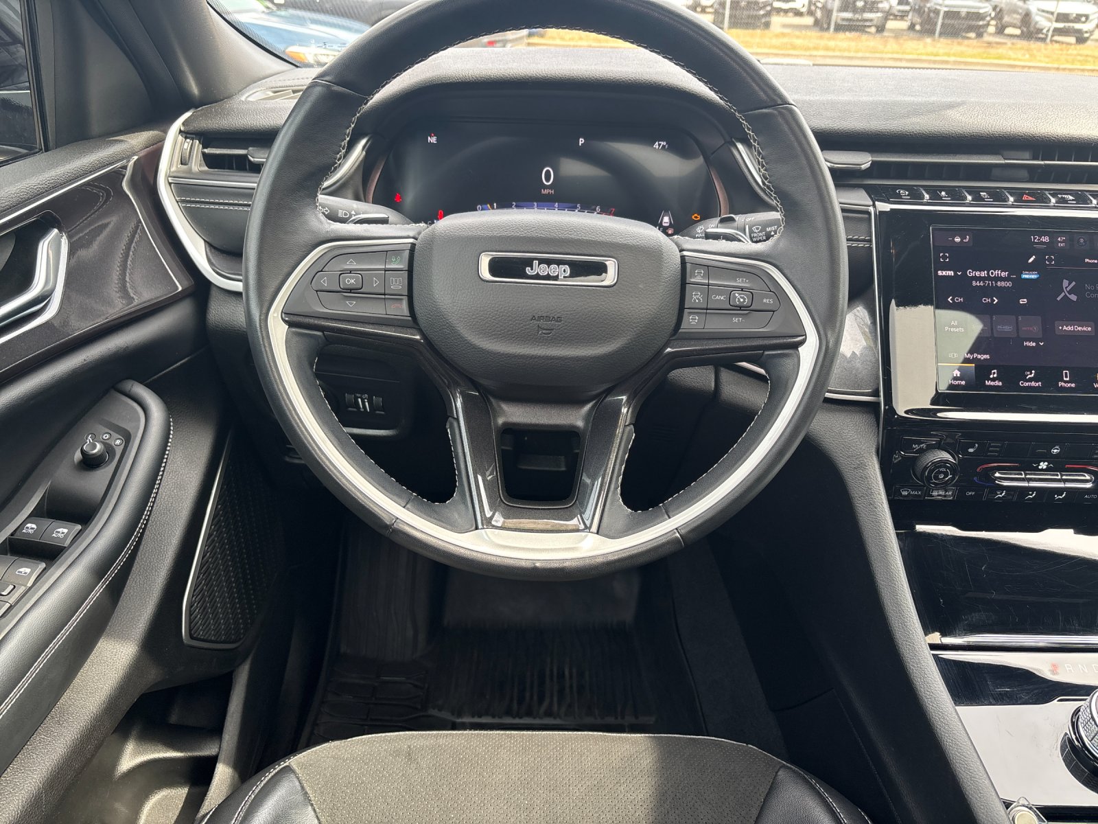 Used 2022 Silver Zynith Jeep Altitude image 15