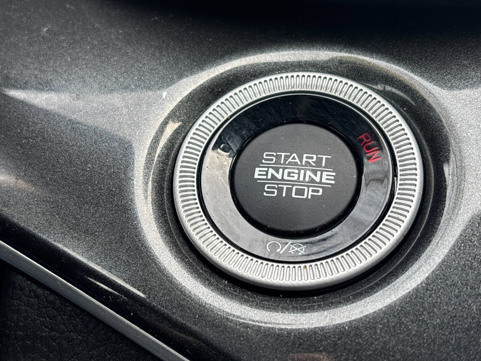 Used 2022 Silver Zynith Jeep Altitude image 23