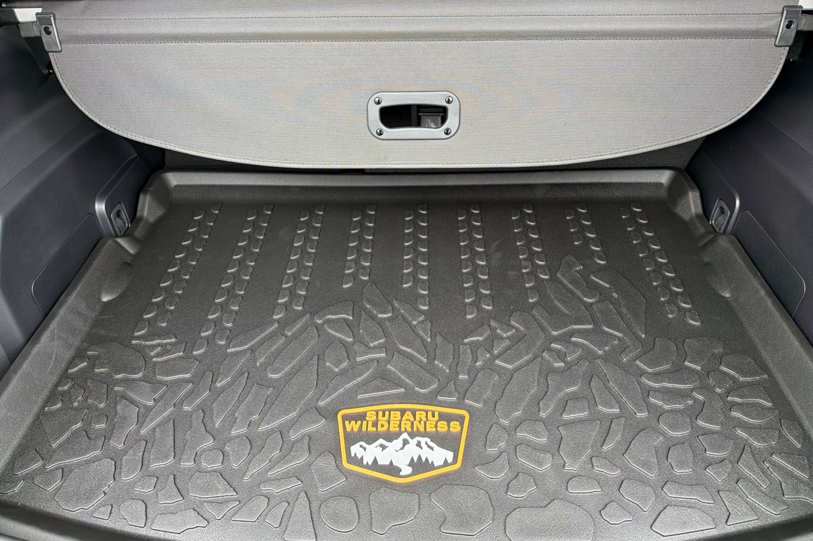 New 2026 CRYSTAL BLACK SILICA Subaru Wilderness image 15