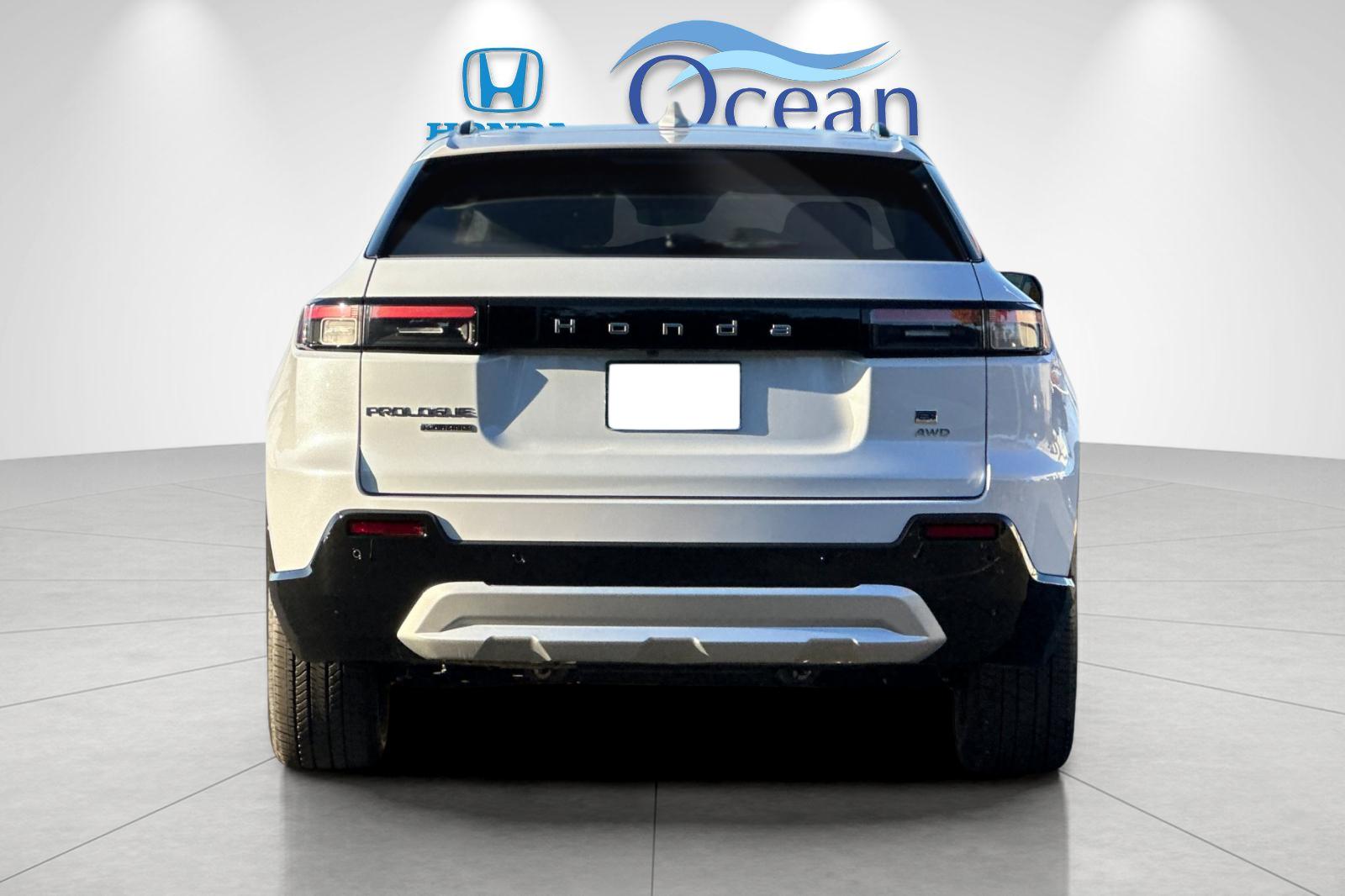 New 2026 Frostline White Pearl Honda Touring image 4