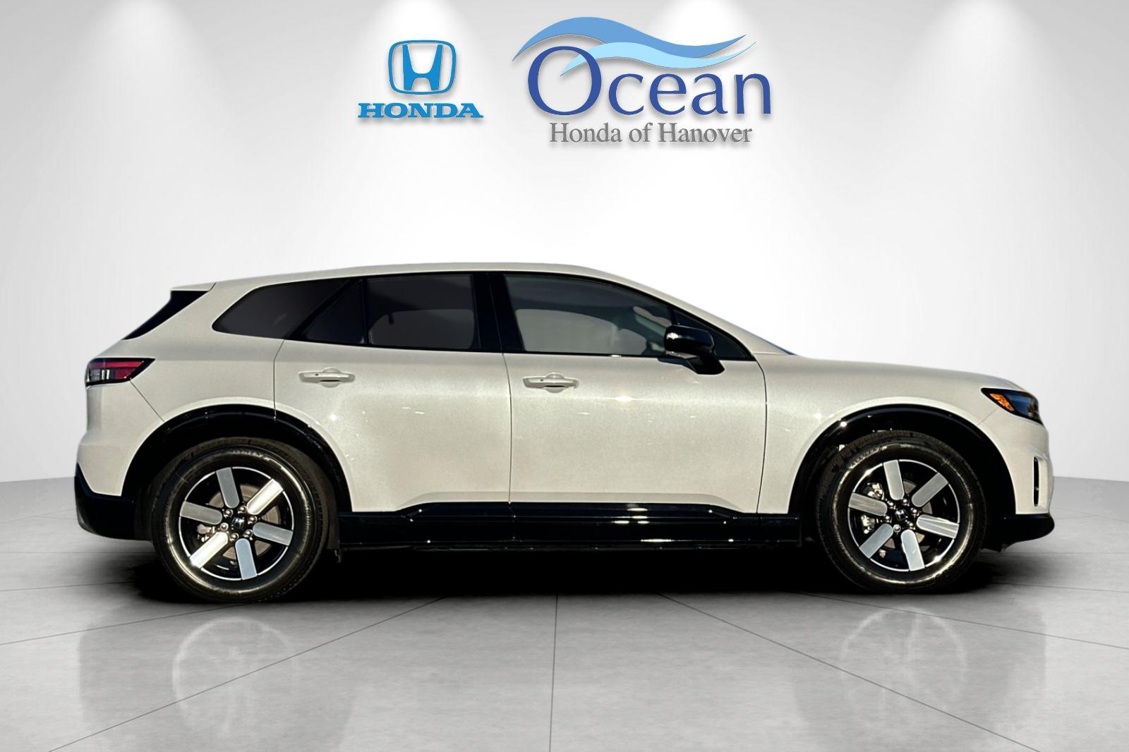New 2026 Frostline White Pearl Honda Touring image 6