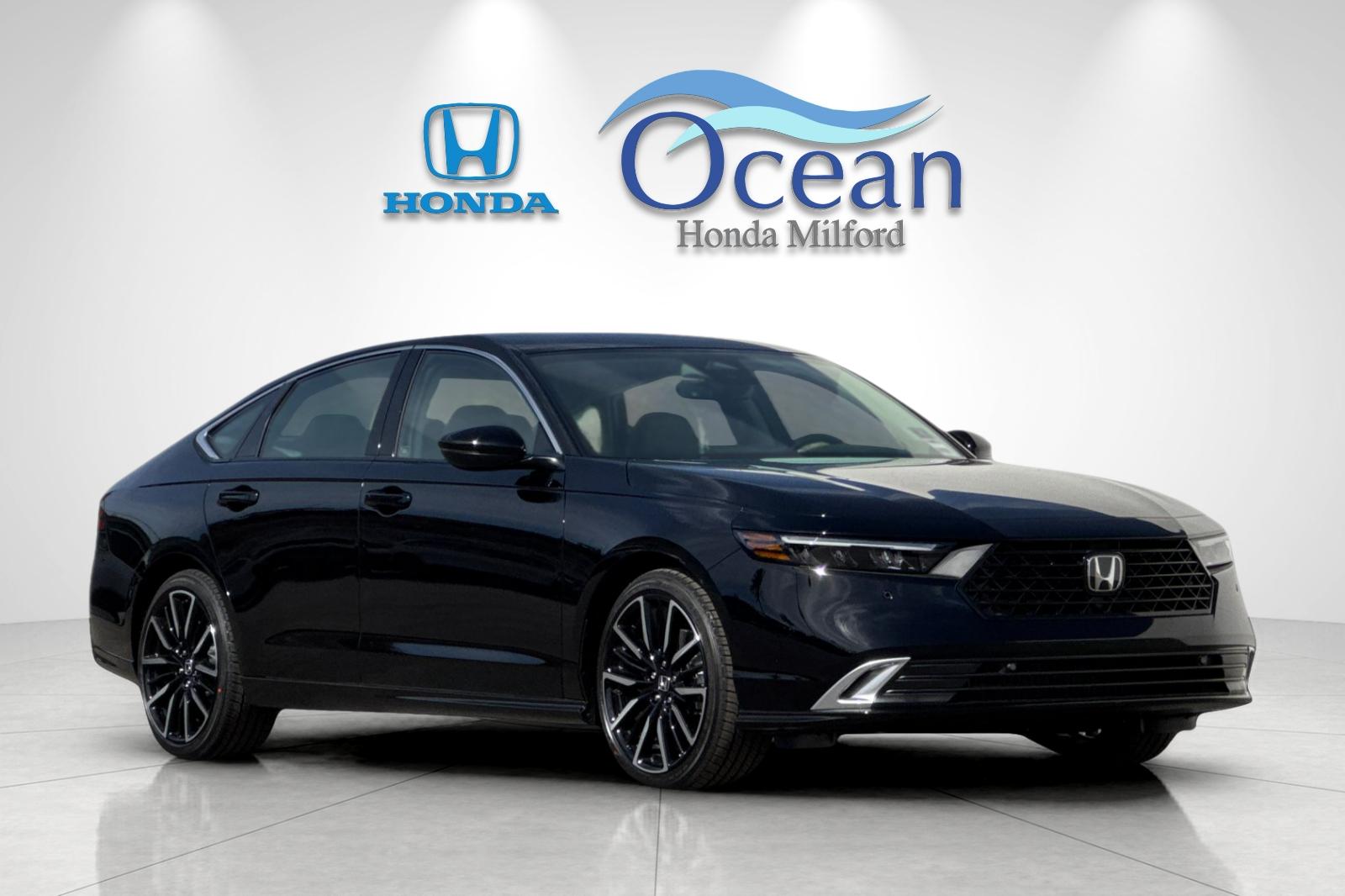 New 2026 Crystal Black Pearl Honda Touring Hybrid image 7