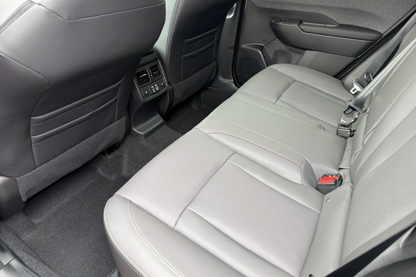 2026 Subaru Outback Limited XT - Photo 12