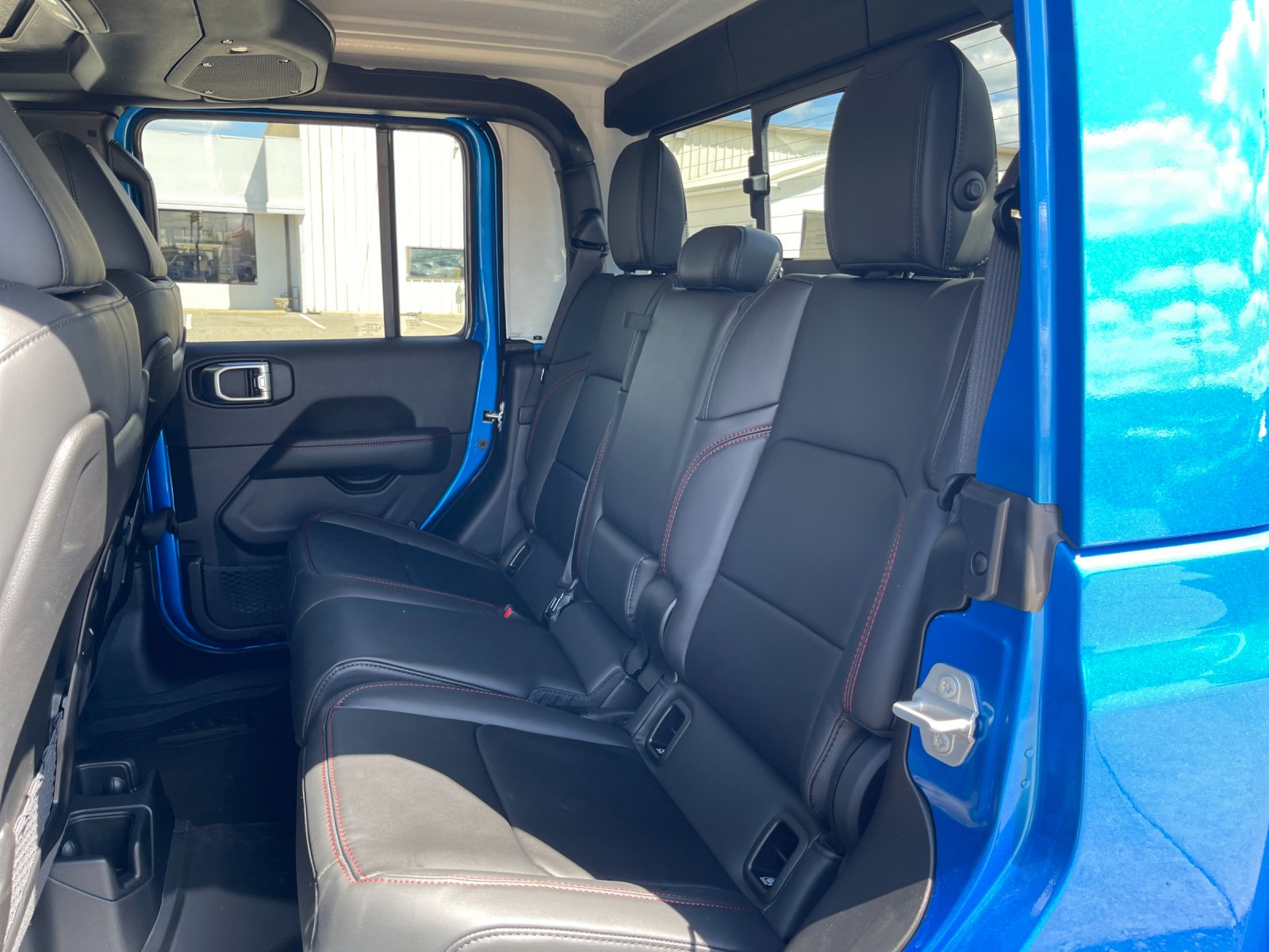 New 2026 Hydro Blue Pearlcoat Jeep Rubicon image 13