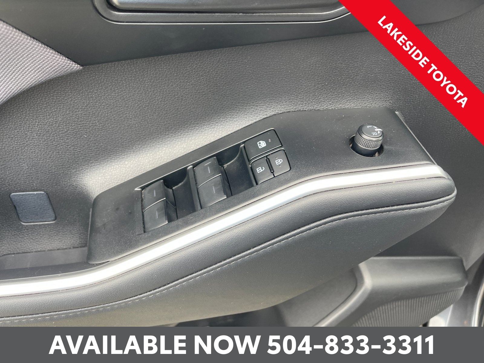 2025 Toyota Highlander LE - Photo 26