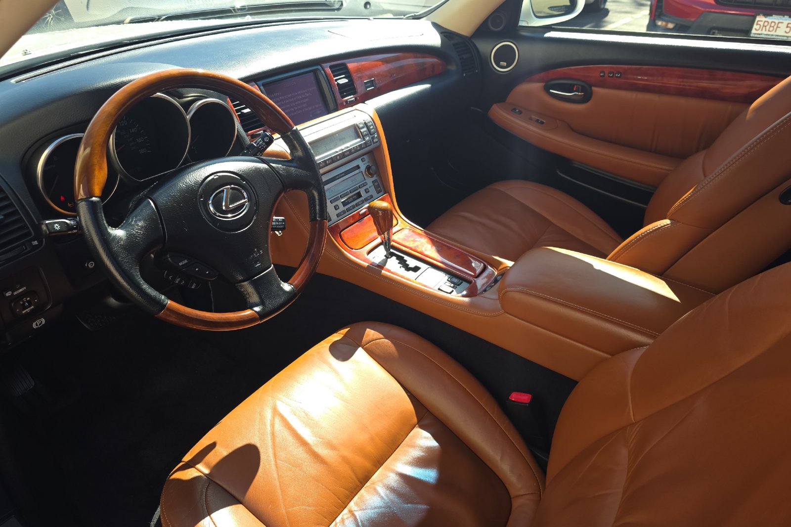 Used 2002 White Gold Crystal Lexus 430 image 11