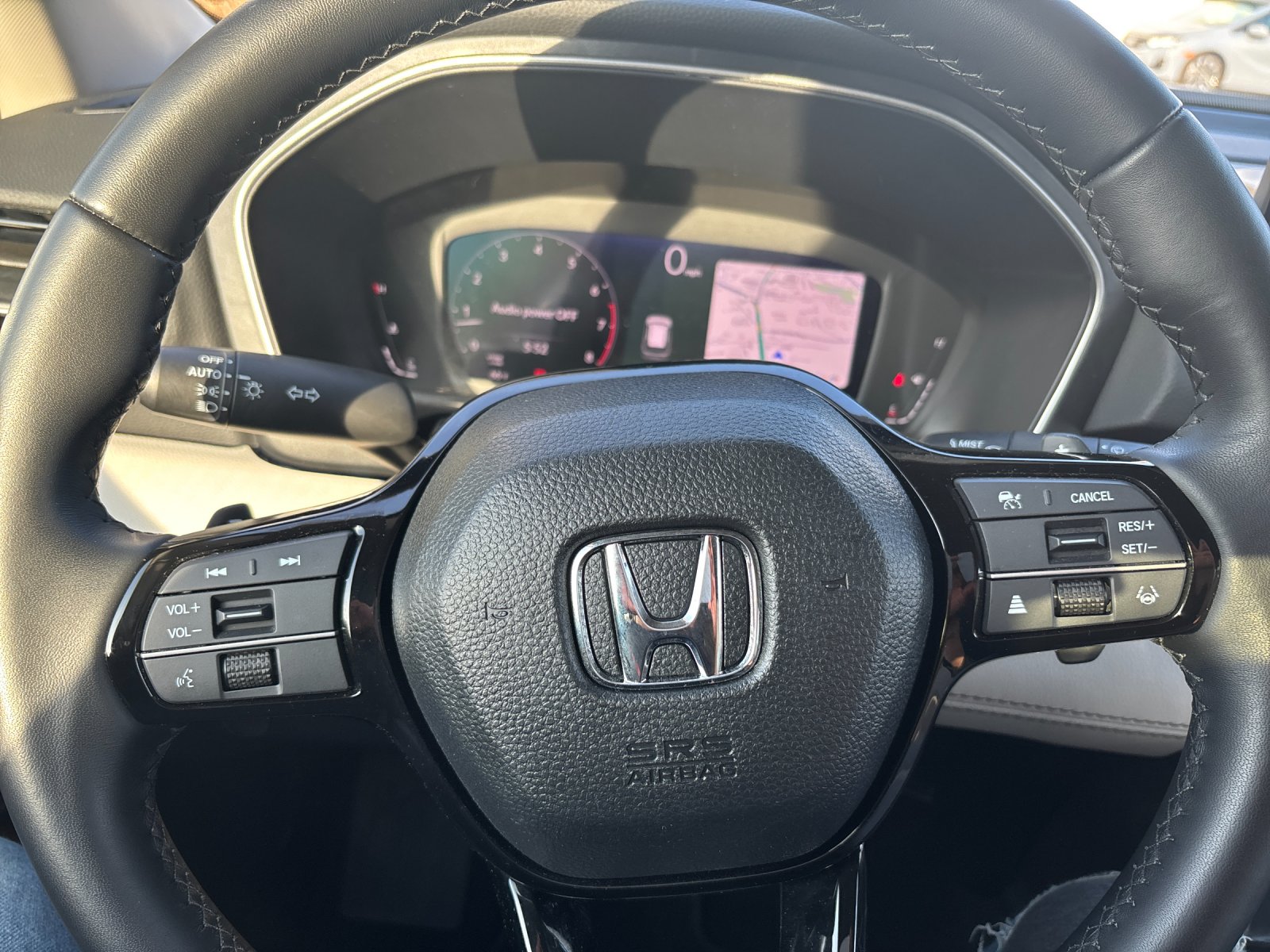 Used 2026 Platinum White Pearl Honda RTL image 25