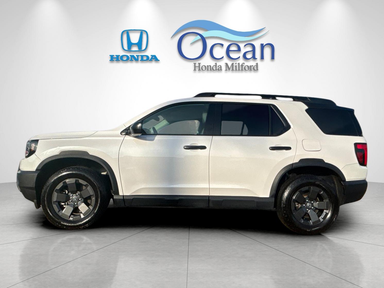 Used 2026 Platinum White Pearl Honda RTL image 6