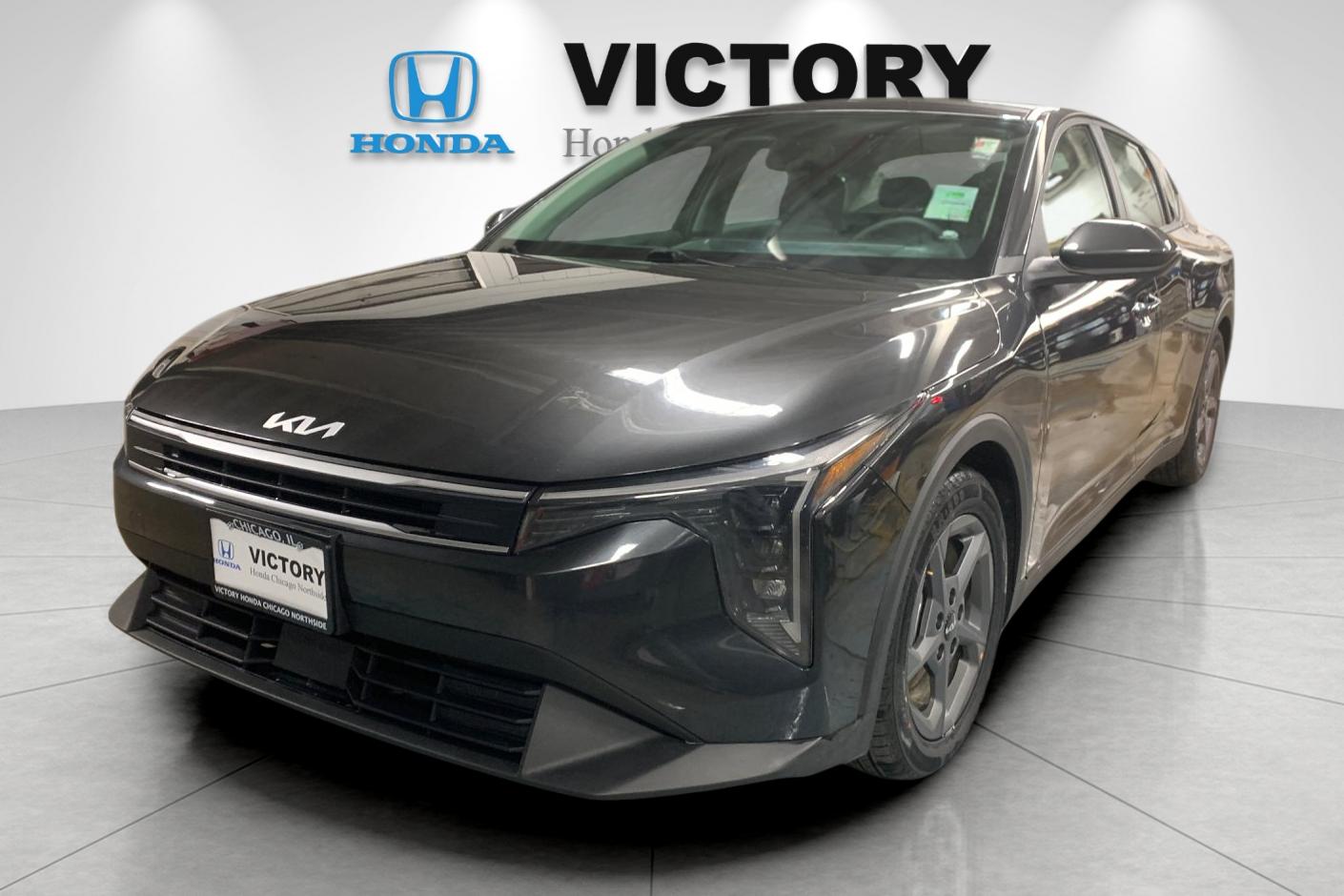 Used 2025 Gray Kia LXS image 7