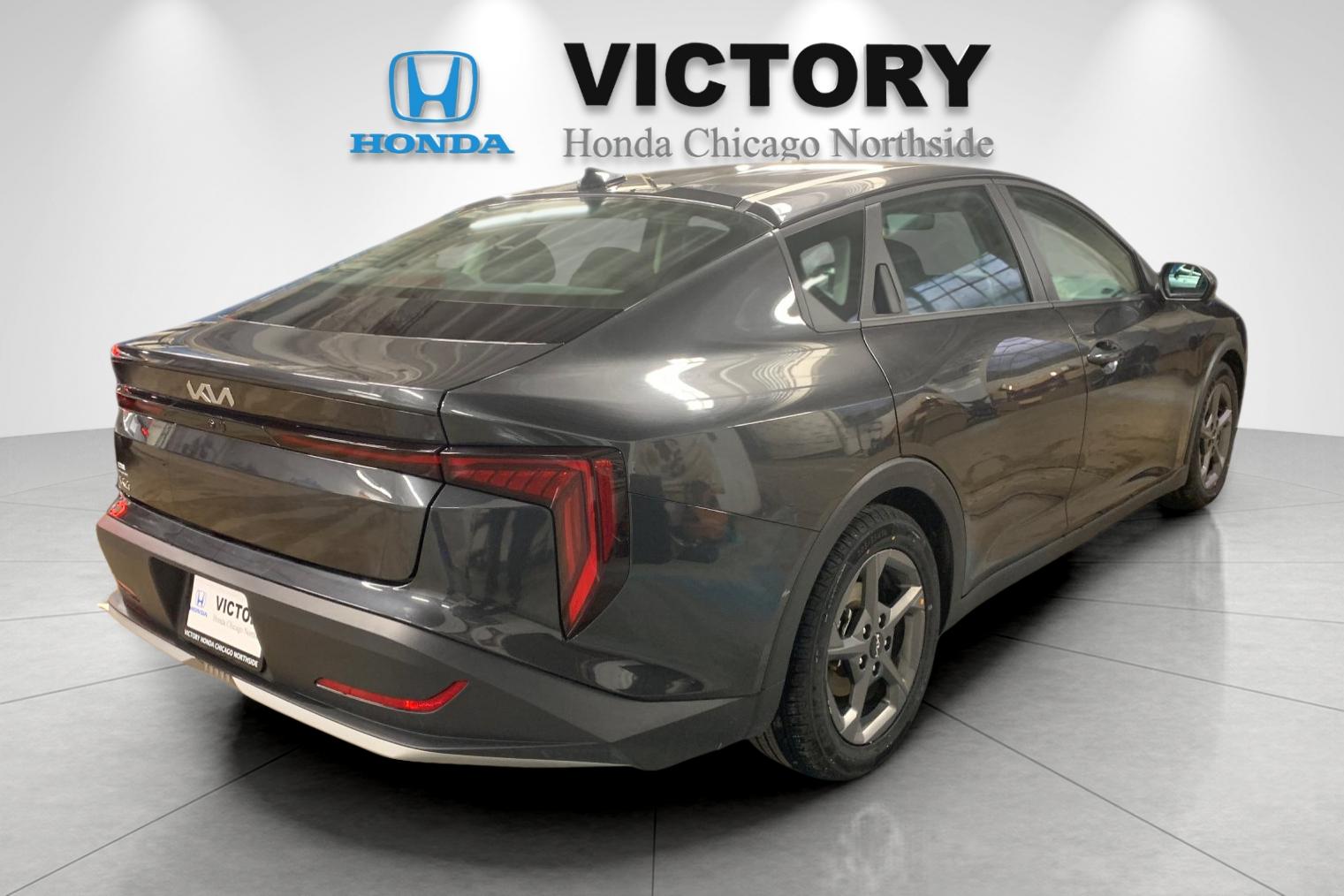 Used 2025 Gray Kia LXS image 3