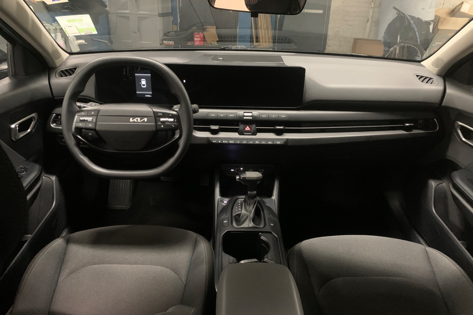 Used 2025 Gray Kia LXS image 15