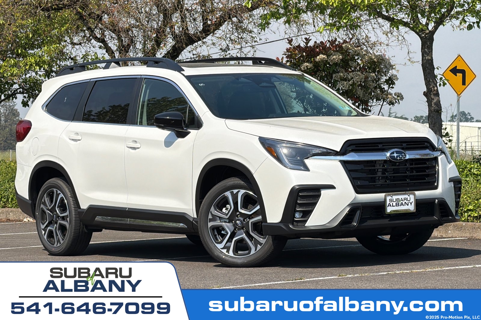 2026 Subaru Ascent Limited 7 Passenger's photo