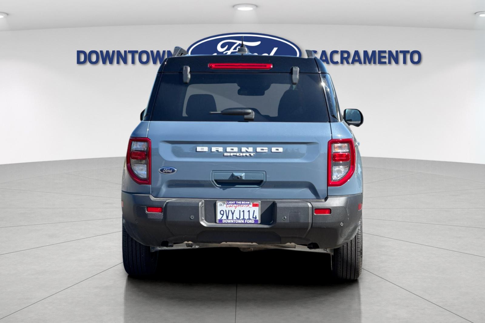 Used 2025 Azure Gray Metallic Ford Outer Banks image 9