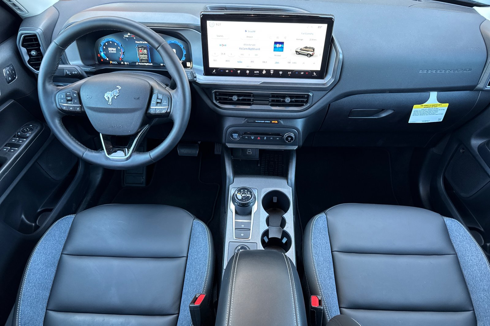 Used 2025 Azure Gray Metallic Ford Outer Banks image 5