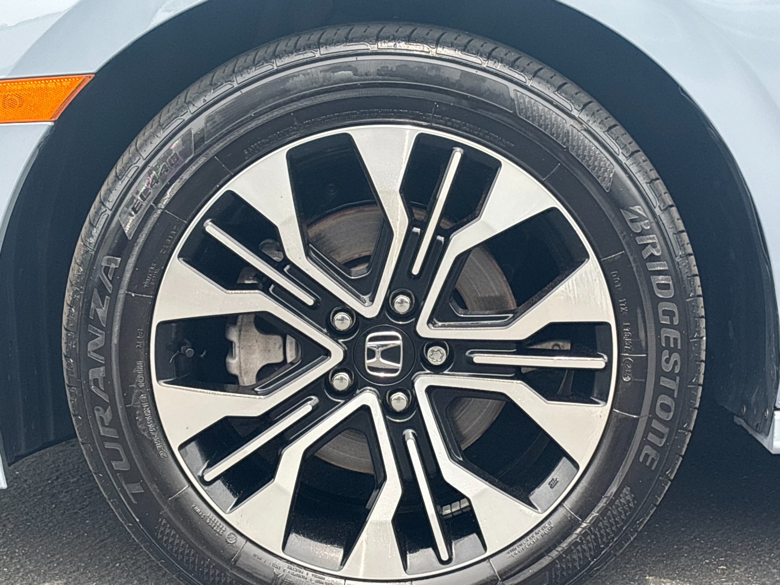2025 Honda Odyssey Elite - Photo 30