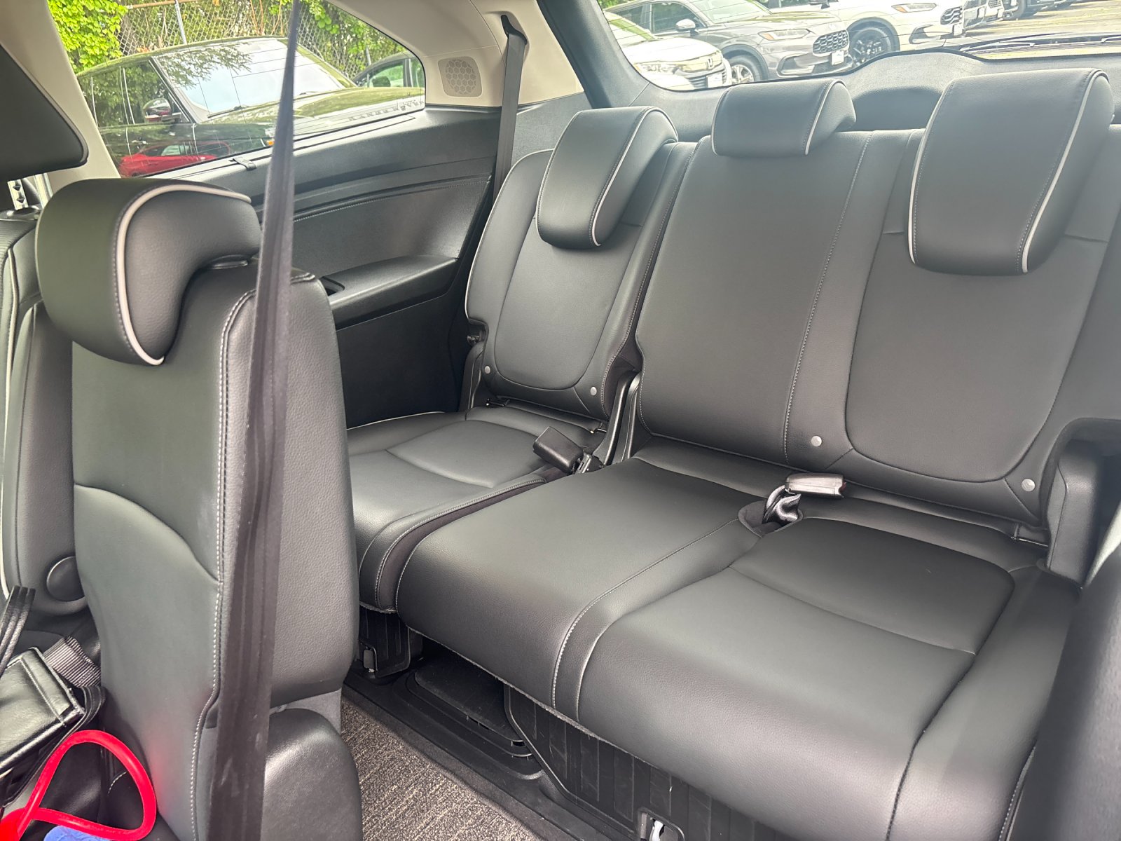 2025 Honda Odyssey Elite - Photo 16